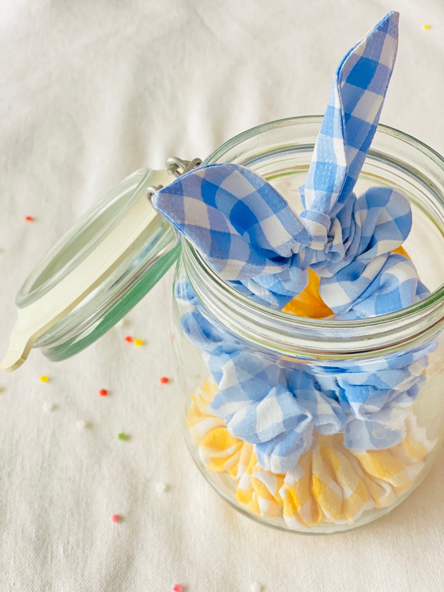 Scrunchie Orejitas Vichy Mostaza