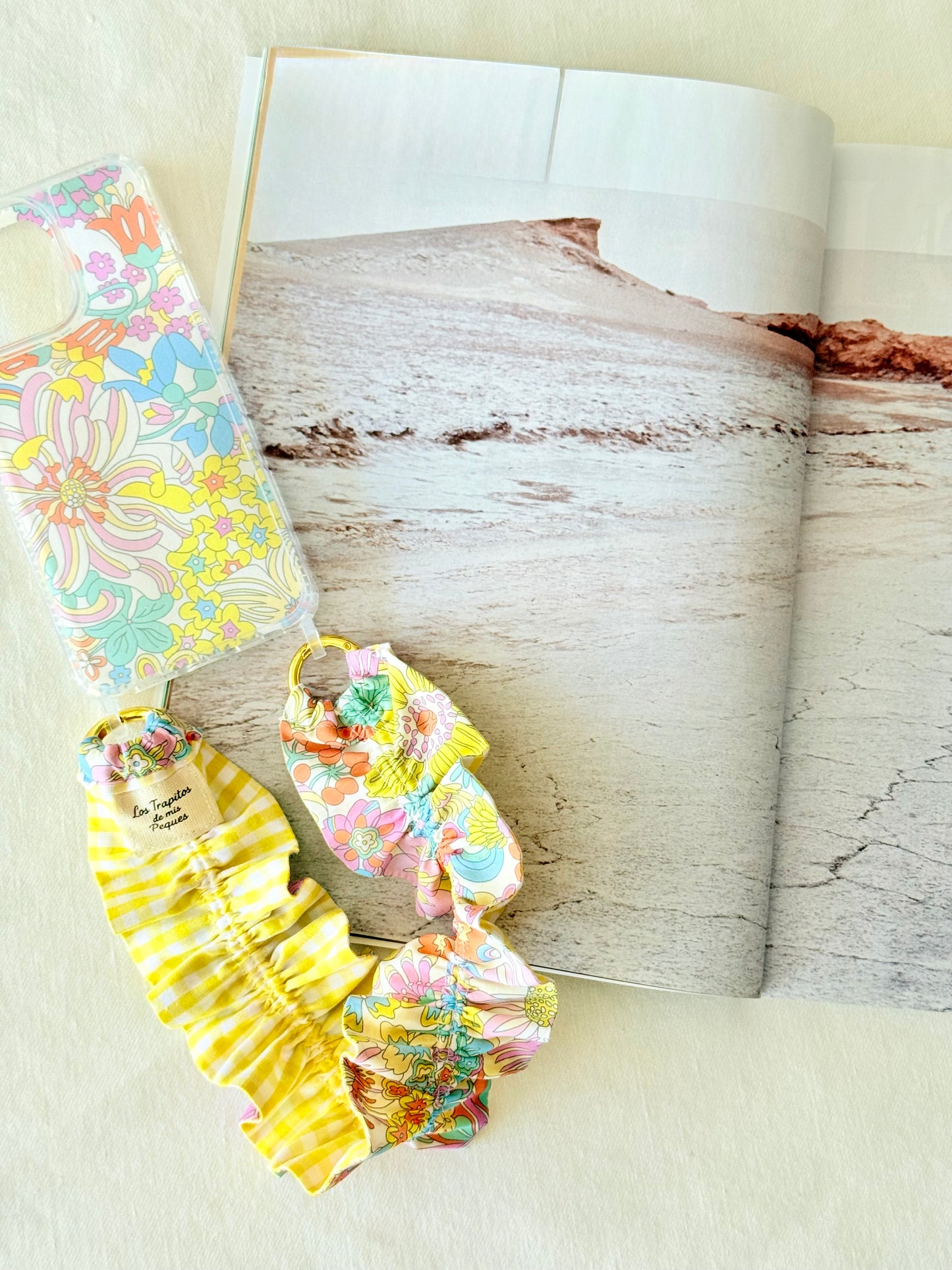 Conjunto Cuelga Movil Rizado Corto Liberty Rainbow y Vichy