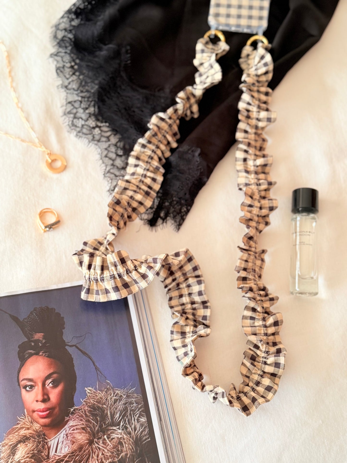 Conjunto Cuelga Movil Vichy Negro y Beige