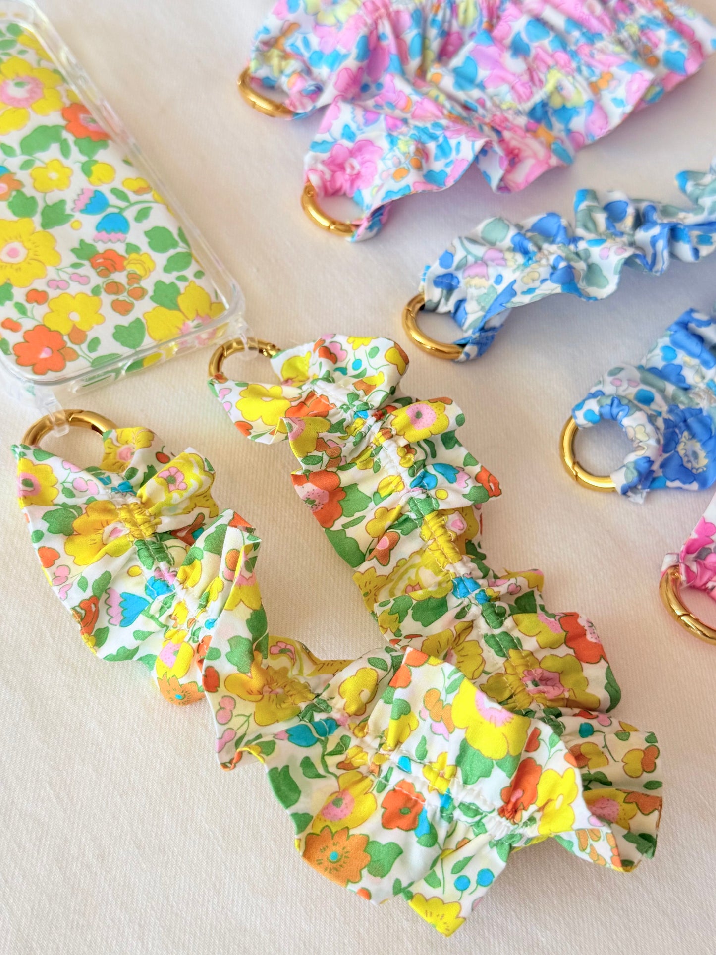 Conjunto Cuelga Movil Rizado Corto Liberty Kilylea