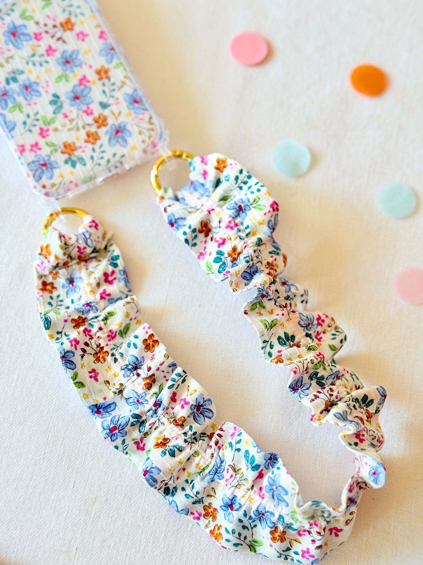 Conjunto Cuelga Movil Rizado Corto Jazmin