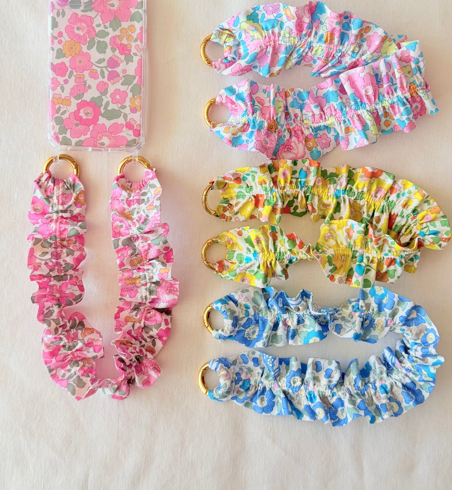 Conjunto Cuelga Movil Rizado Corto Liberty Larne