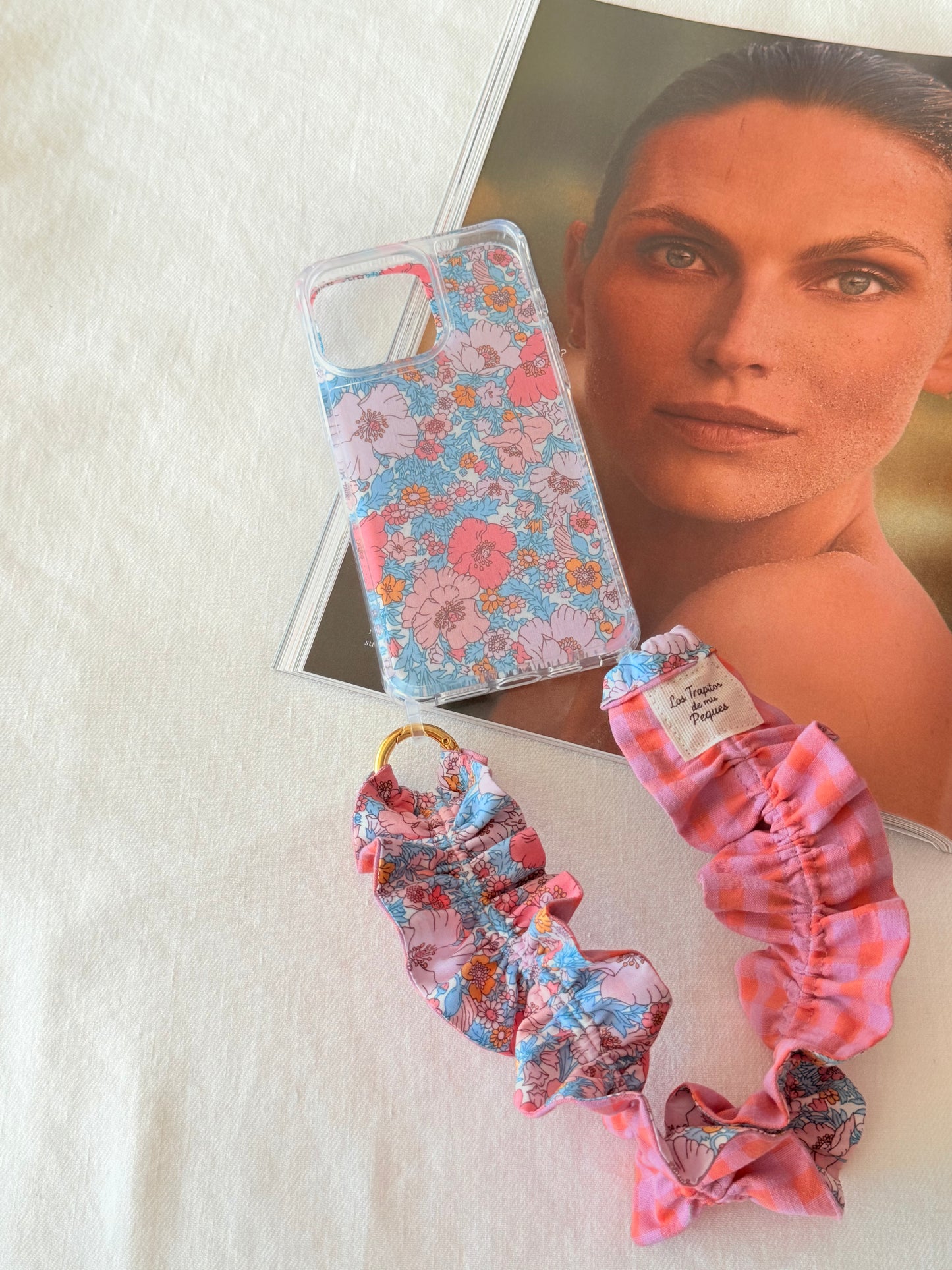 Conjunto Cuelga Movil Rizado Corto Liberty Betsy Toscana y Vichy