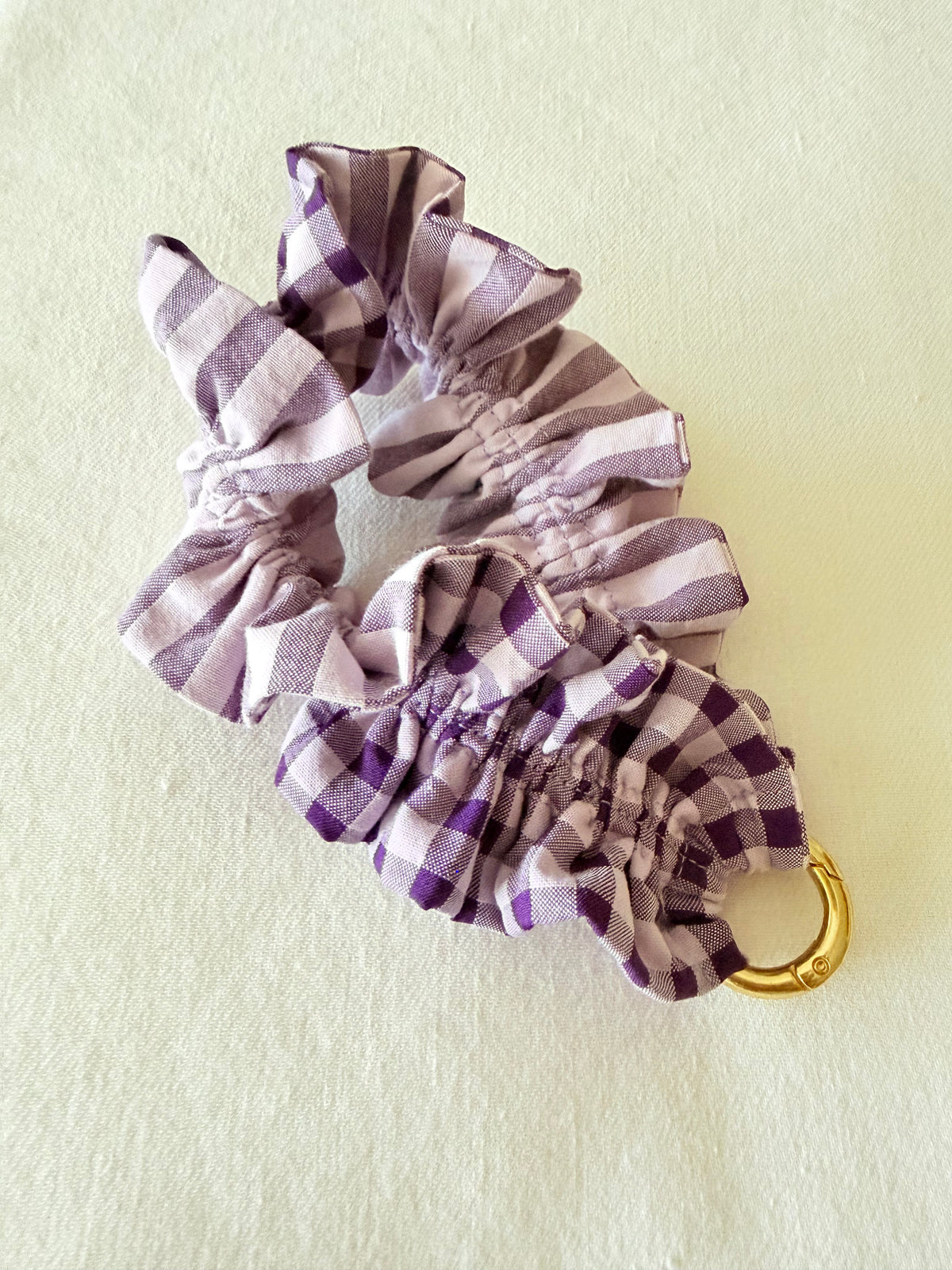Llavero Rizado Vichy Morado y Malva y Rayas