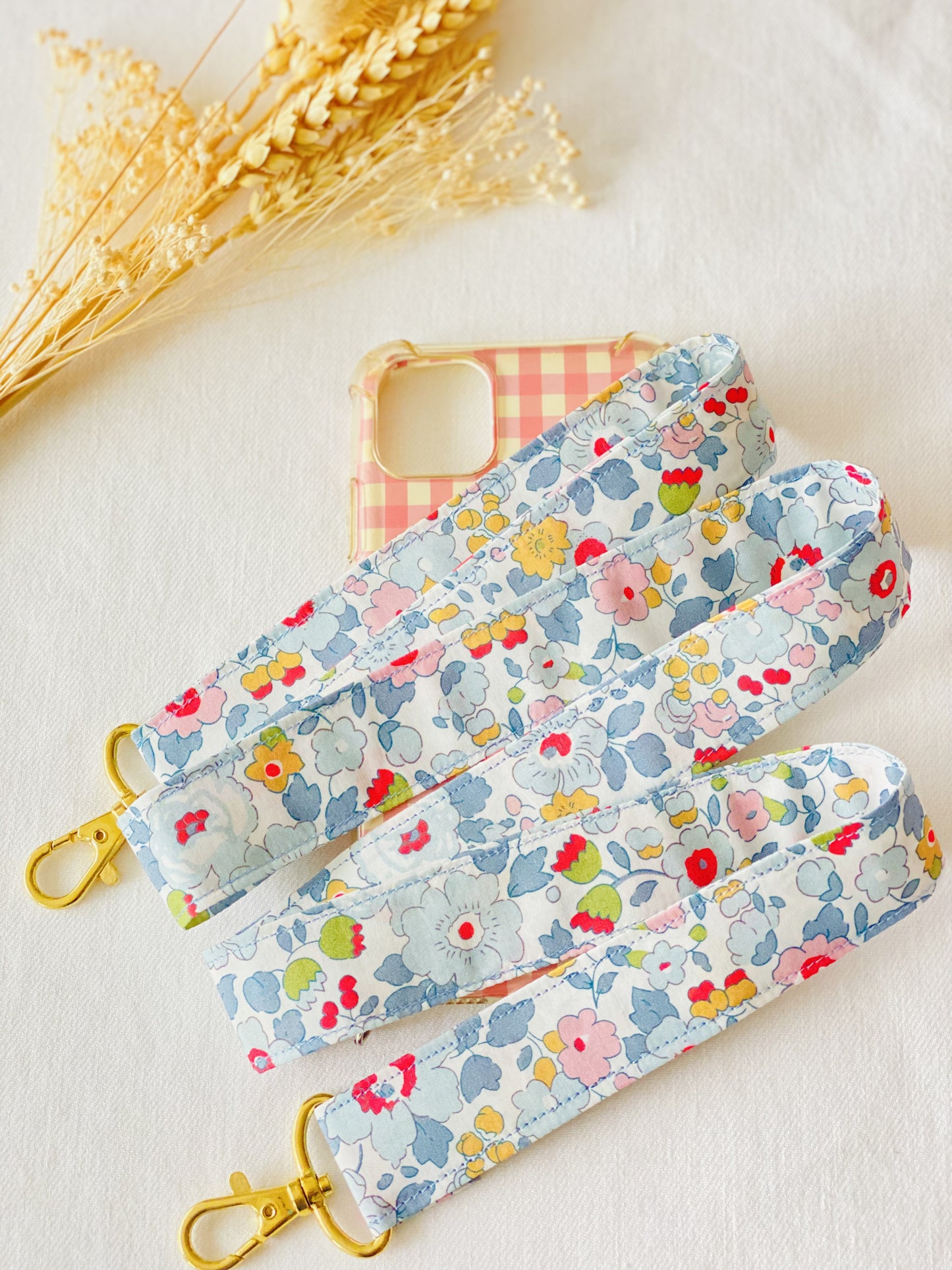 Cuelga Movil Liberty Betsy Azul