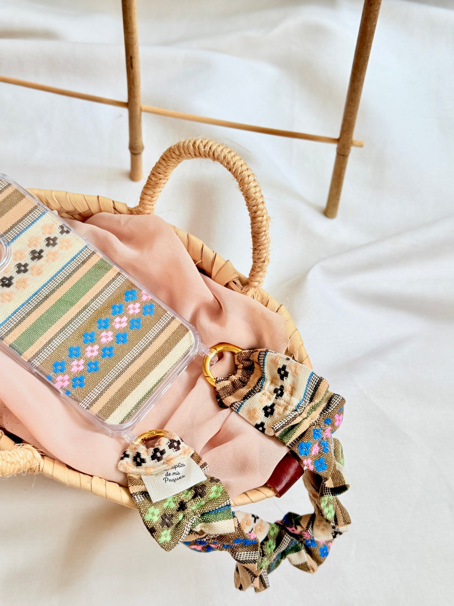 Conjunto Cuelga Movil Rizado Corto Ohanes