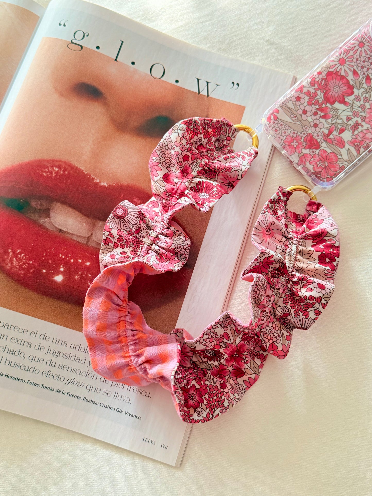 Conjunto Cuelga Movil Rizado Corto Liberty Toscana Frambuesa y Vichy