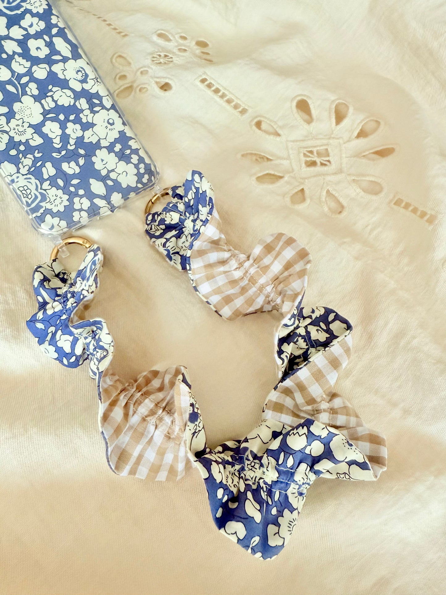 Conjunto Cuelga Movil Rizado Liberty Auvers y Vichy