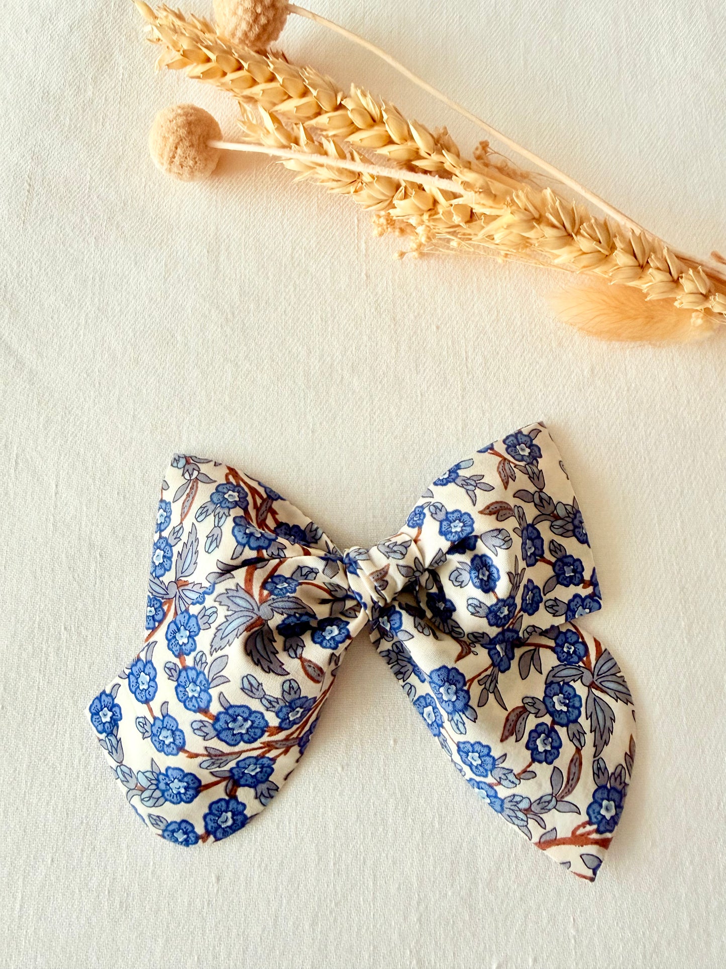 Liberty Lambeth knot