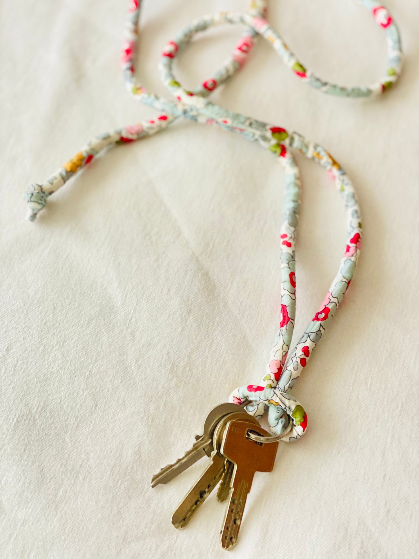 Cuelga Llaves / Landyards Cordon Liberty Betsy Azul