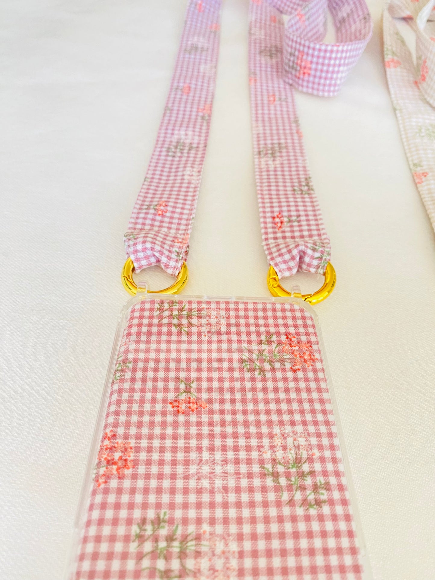 Conjunto Funda Cuelga Movil Coventry