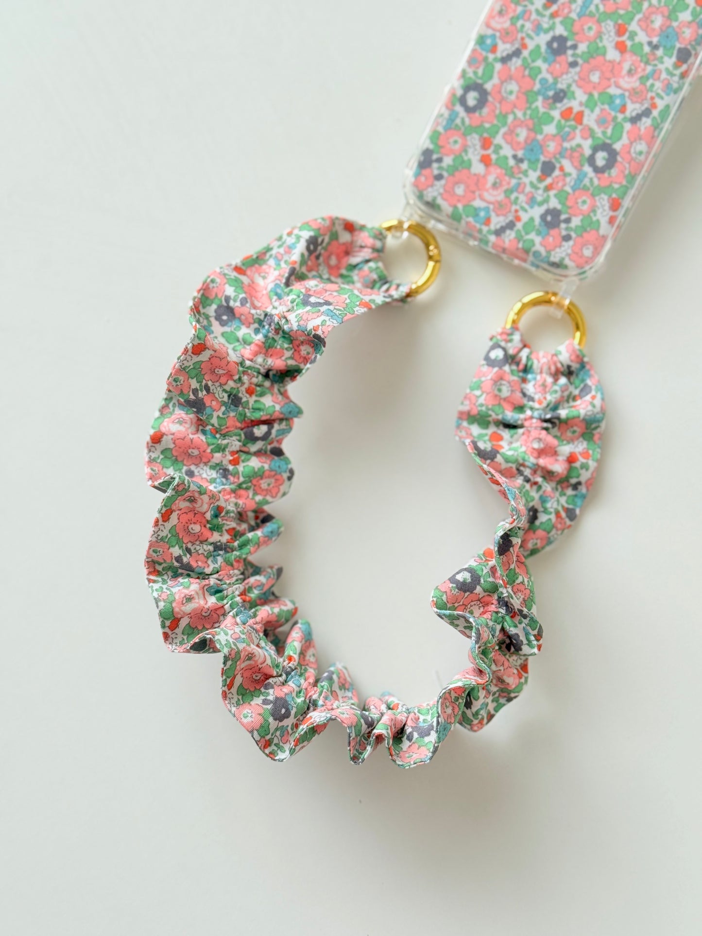 Conjunto Cuelga Movil Rizado Corto Liberty Giles