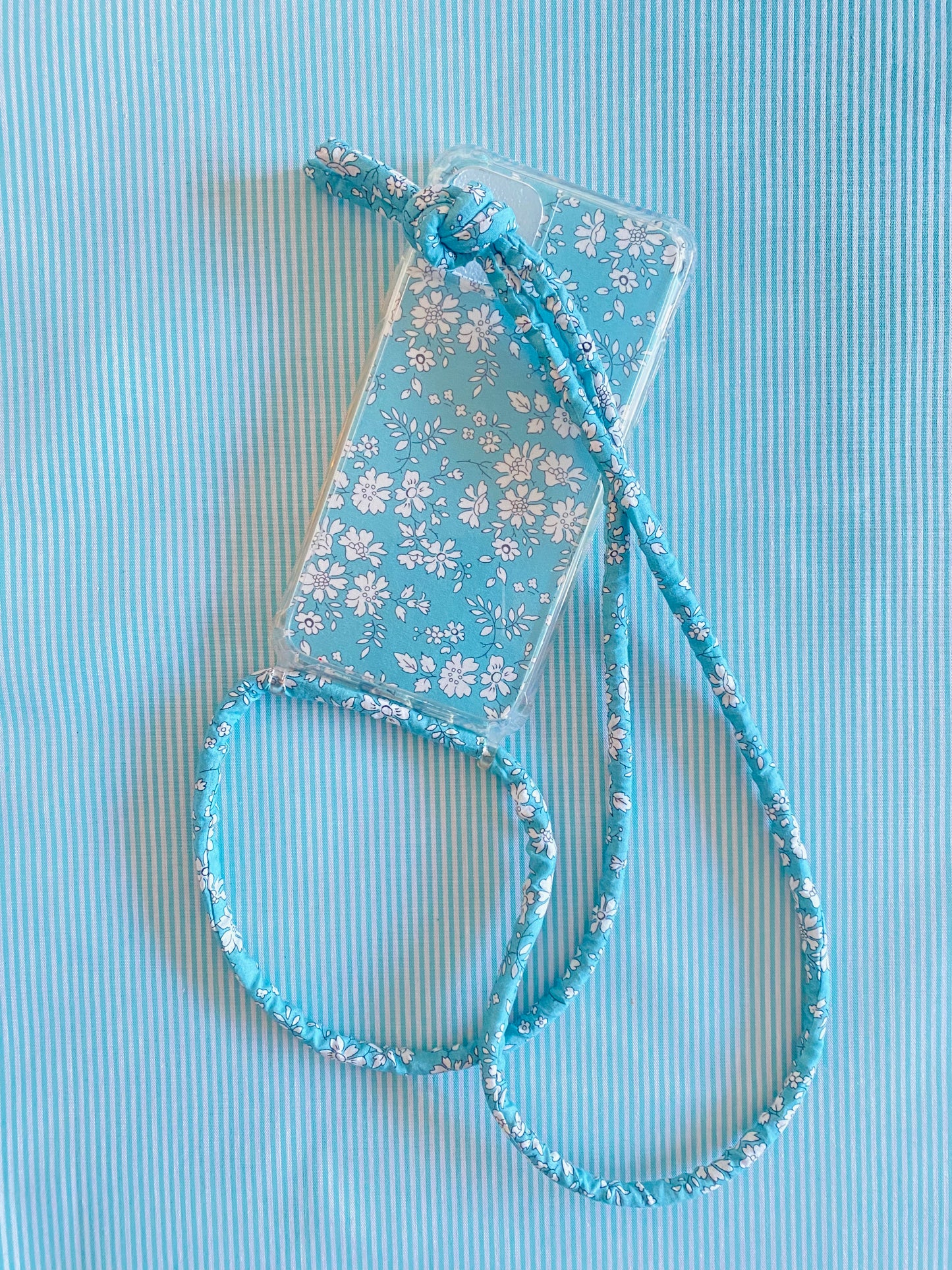 Conjunto Cuelga Movil Liberty Capel Turquesa (cordón)
