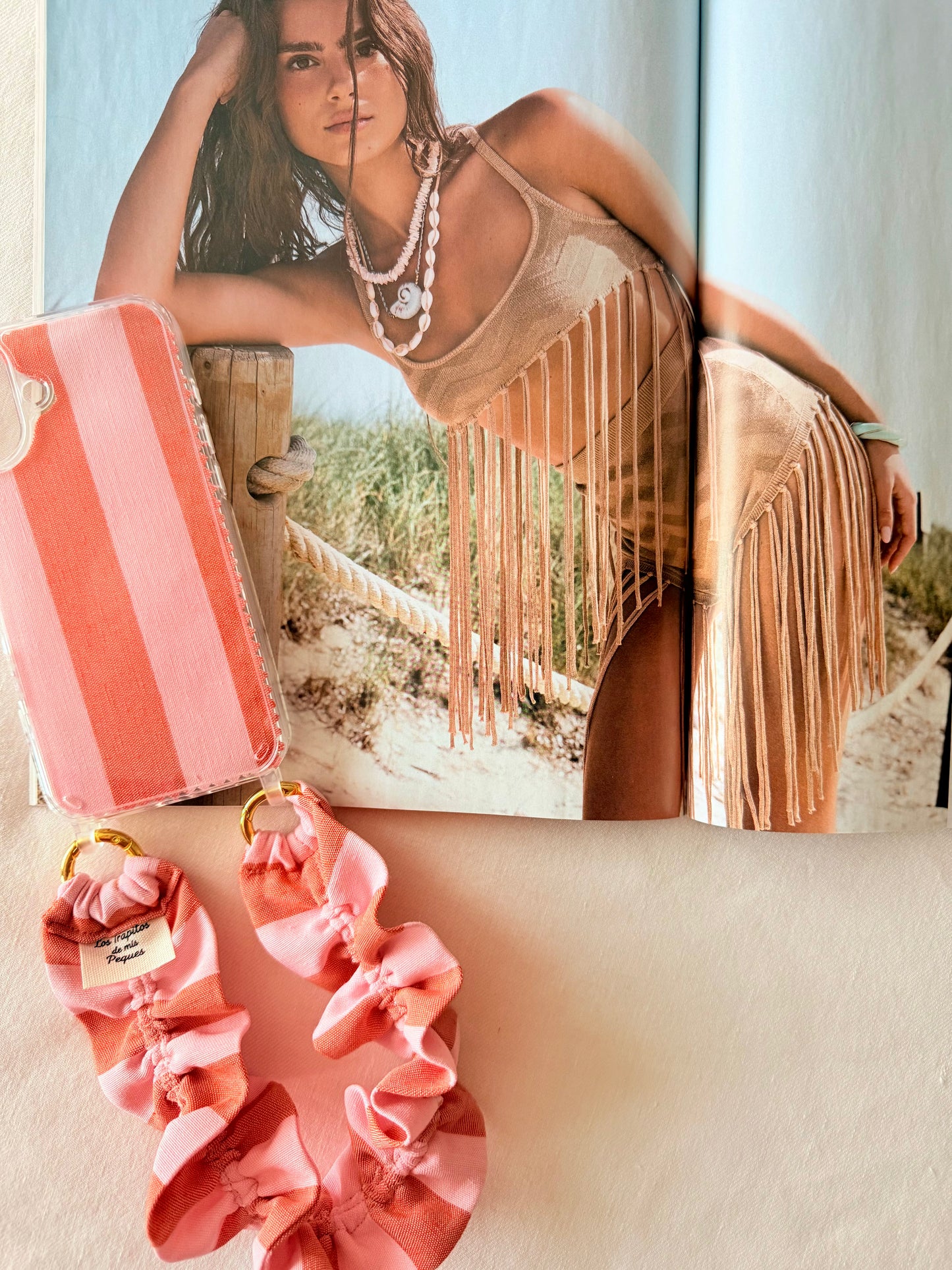 Conjunto Cuelga Movil Rizado Rayas Coral y Rosa
