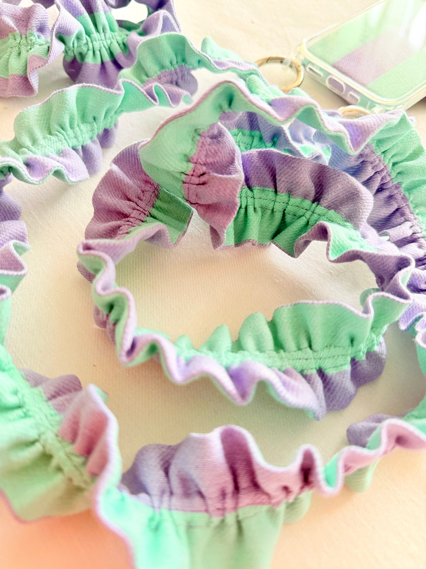 Conjunto Cuelga Móvil Rayas Lila y Mint