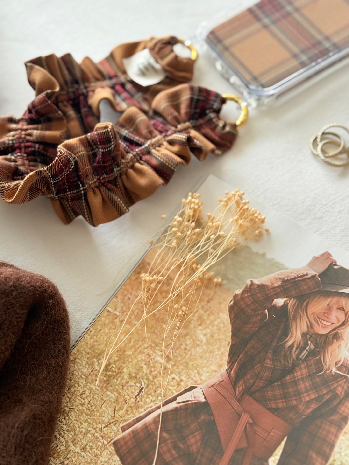 Conjunto Cuelga Movil Rizado Corto Tartan Chocolate