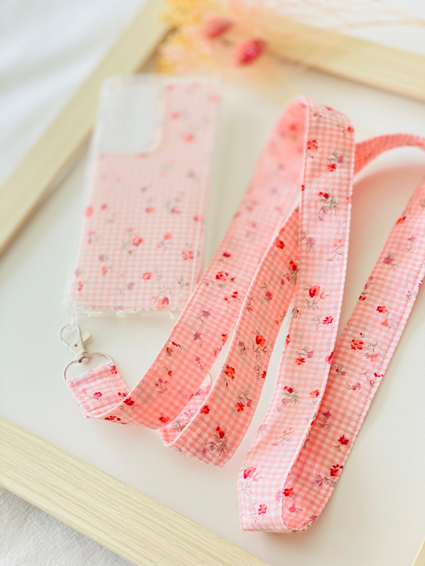 Conjunto Funda Cuelga Movil Cobh