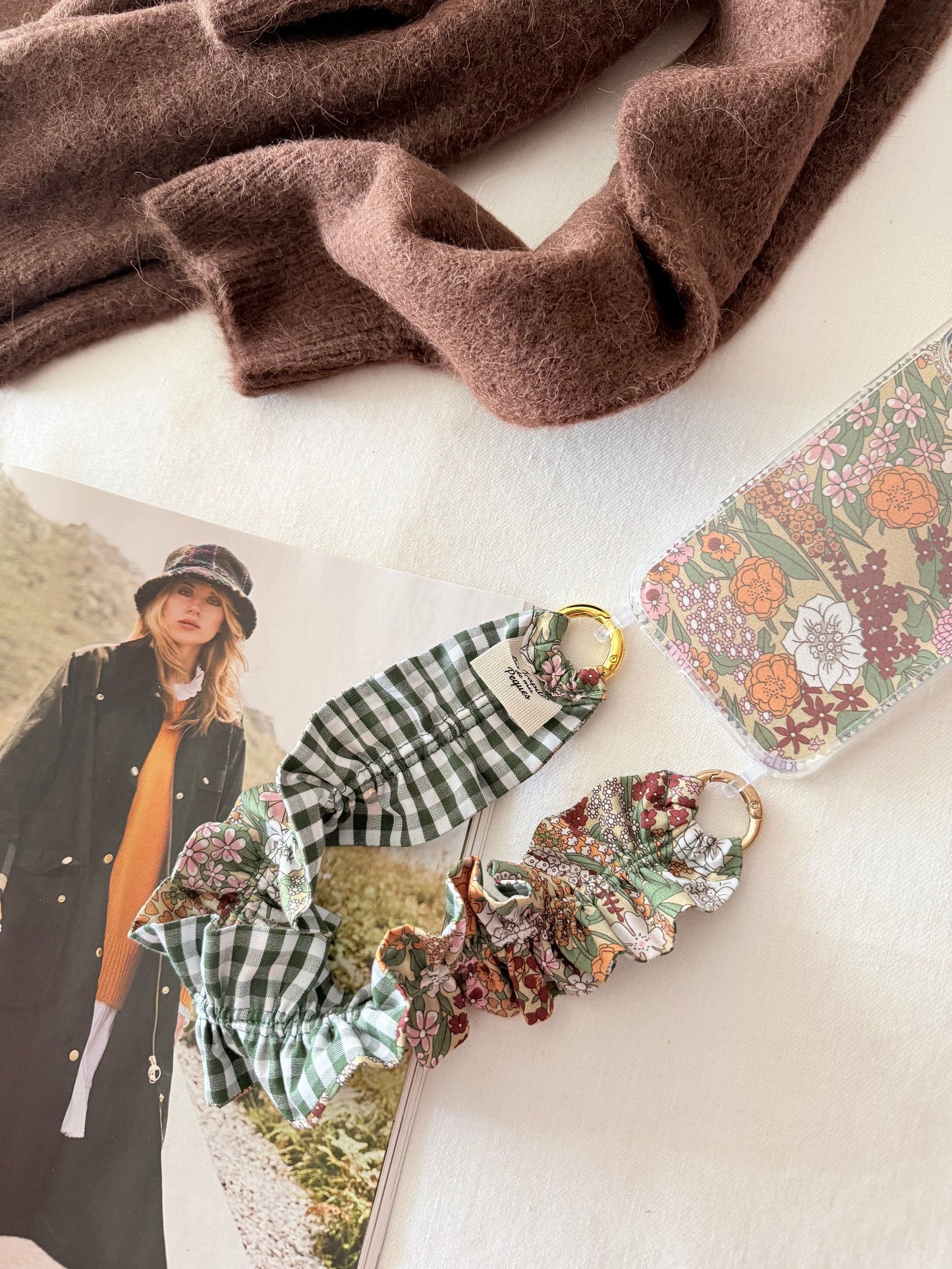 Conjunto Cuelga Movil Rizado Corto Liberty Kynance y Vichy