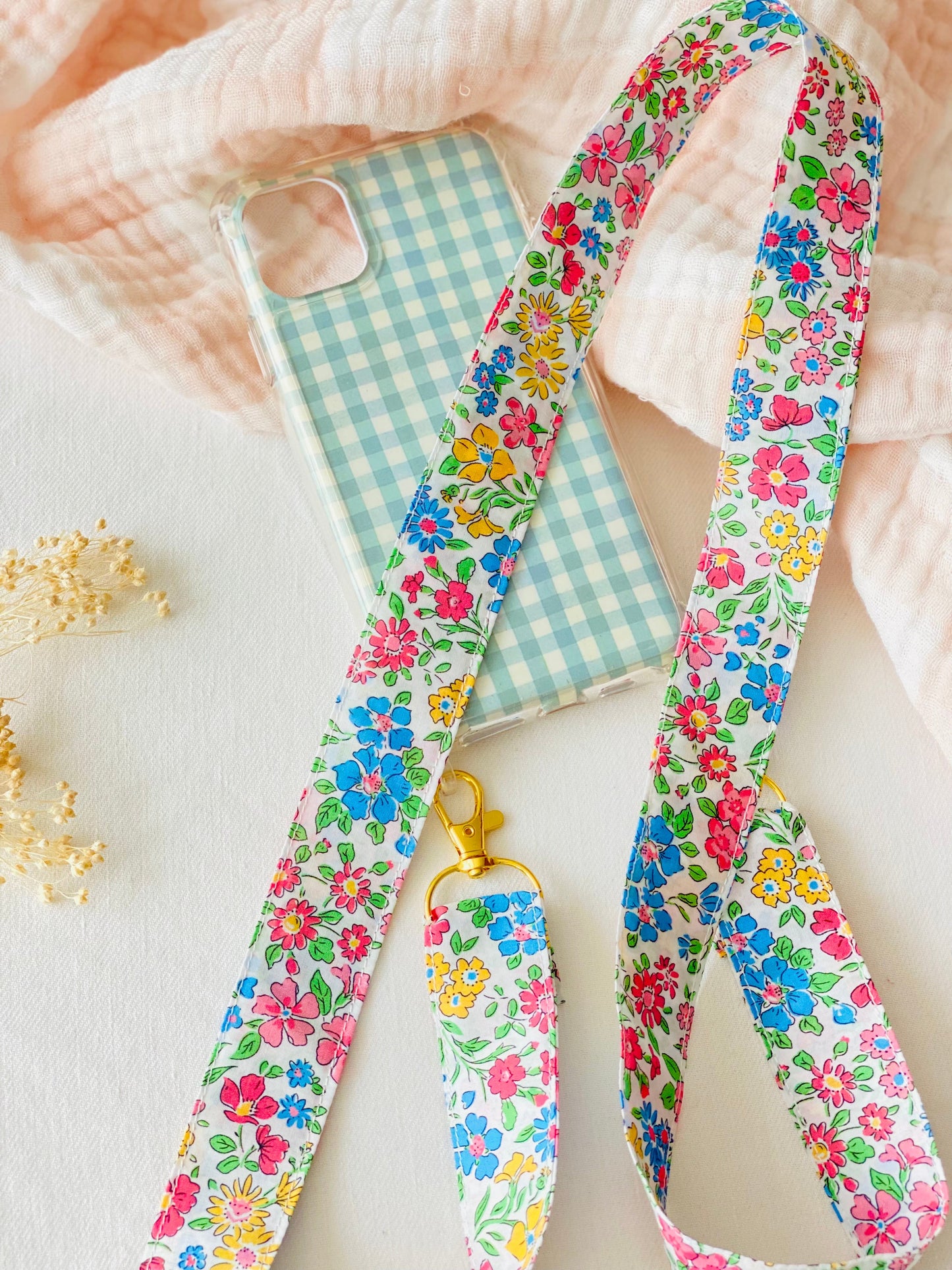 Conjunto Cuelga Movil Liberty Brunilda