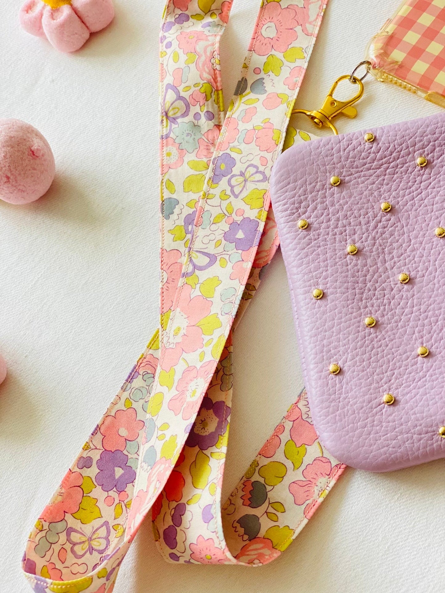 Conjunto Cuelga Movil Liberty Betsy Lyon