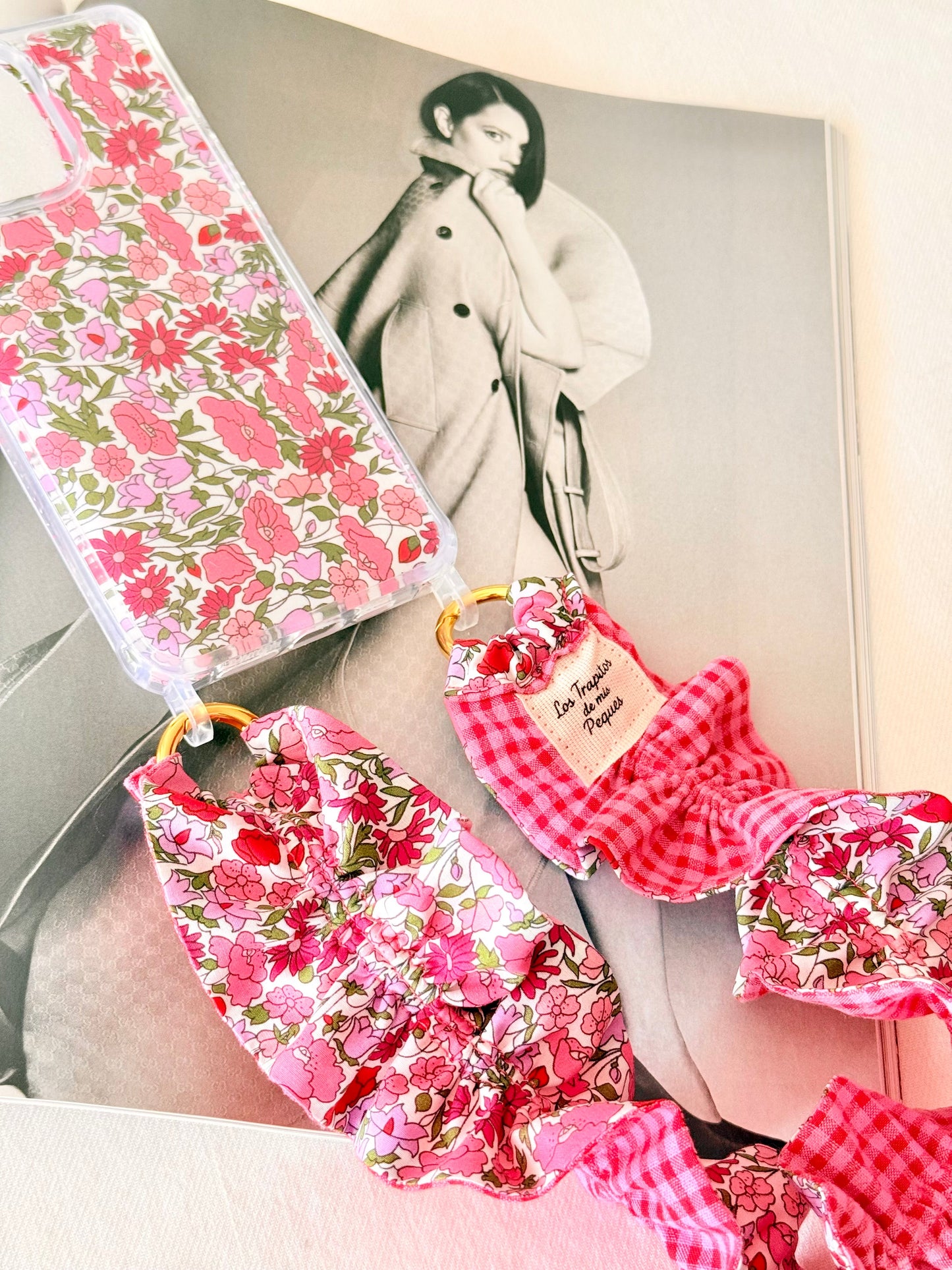 Conjunto Cuelga Movil Rizado Corto Liberty Abbey y Vichy