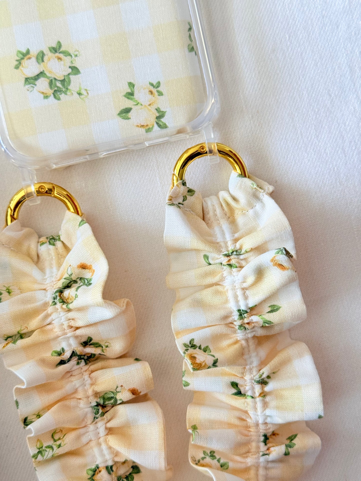 Conjunto Cuelga Movil Rizado Vichy Mantequilla