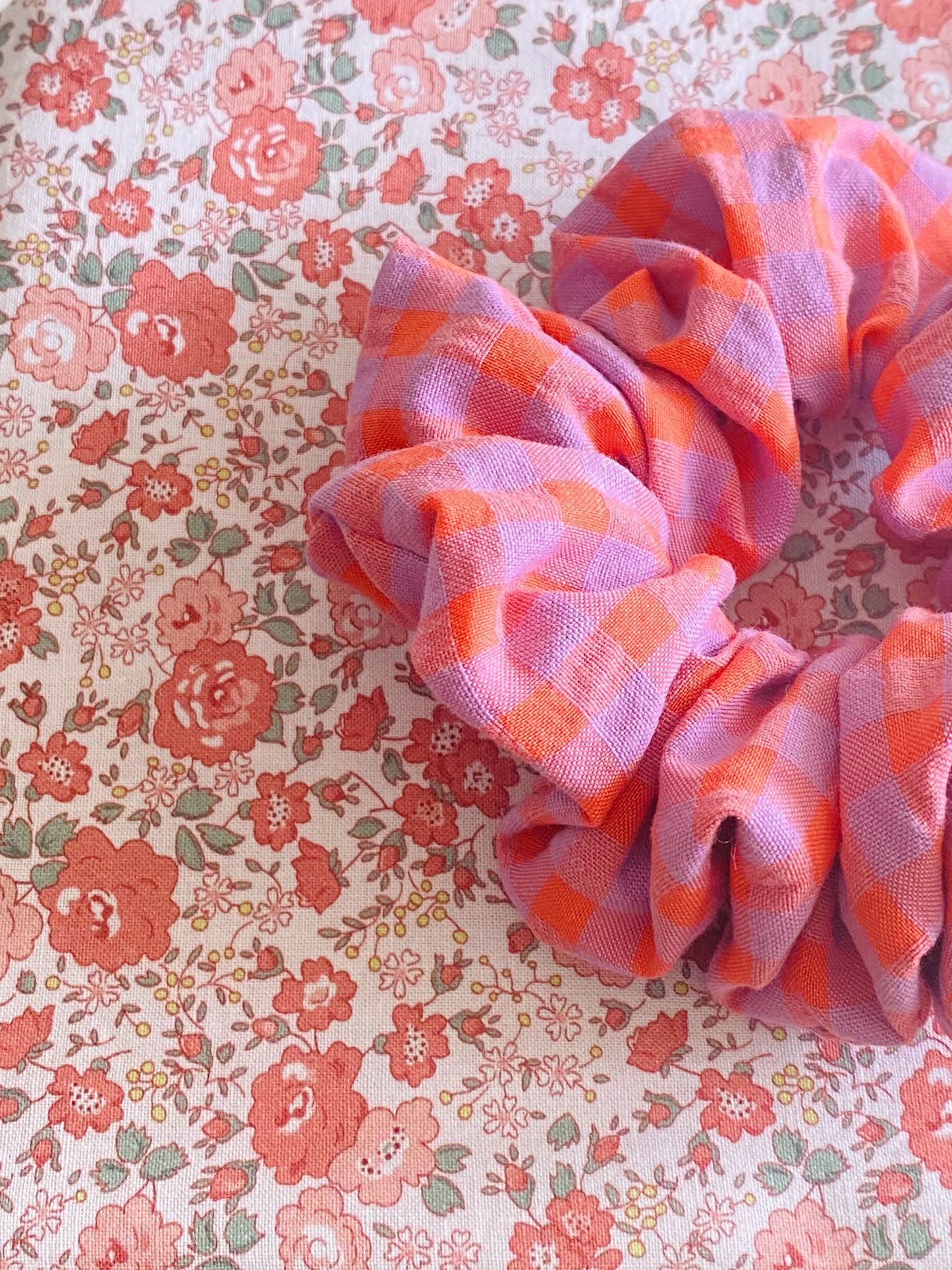 Scrunchie Vichy Lila y Naranja