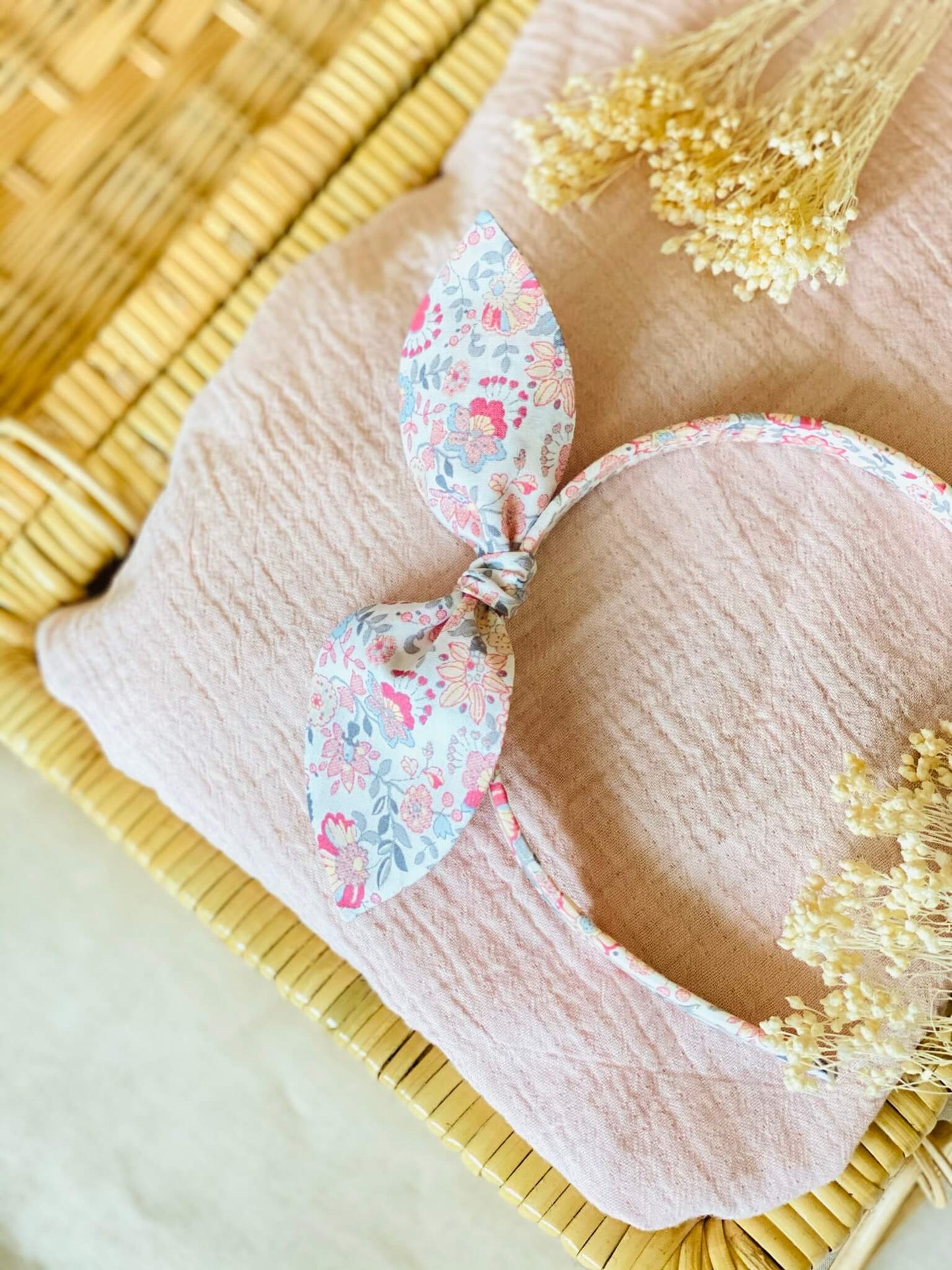 Diadema Orejitas Flores Coral