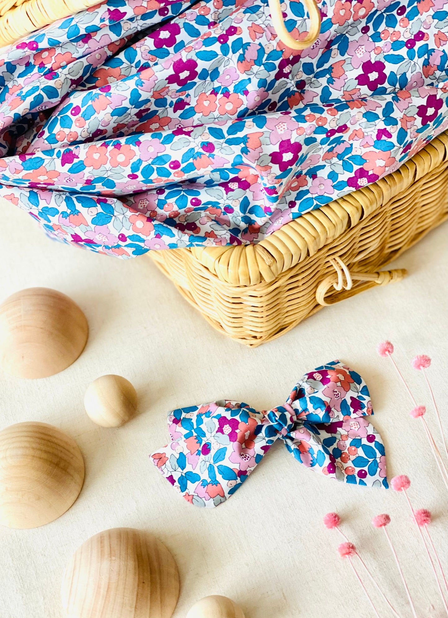 Lazo Nudo Liberty Betsy Tana Lawn Azul