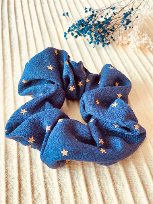 Scrunchie Azul Estrellas