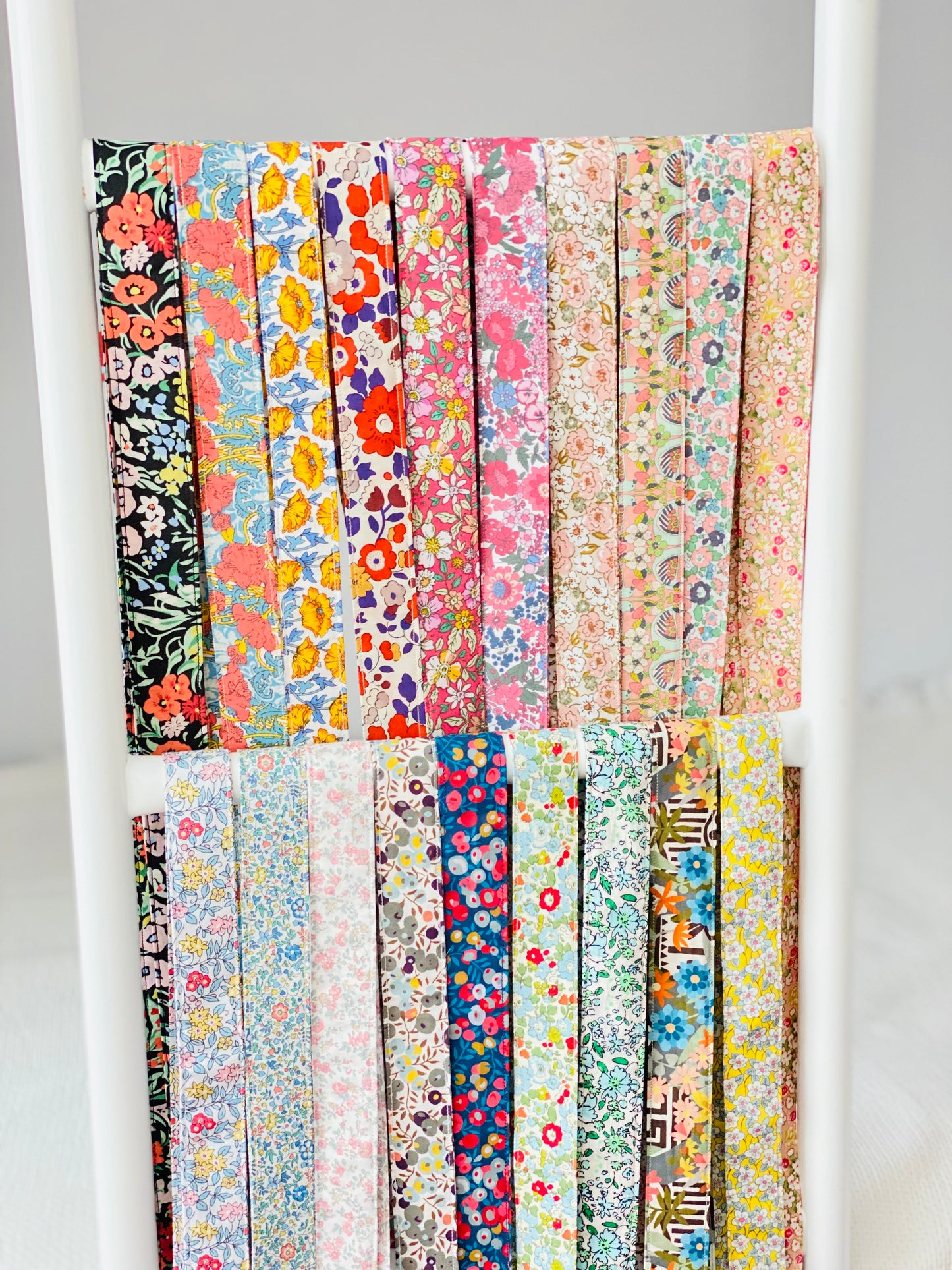 Cuelga Movil Flores Melocotón