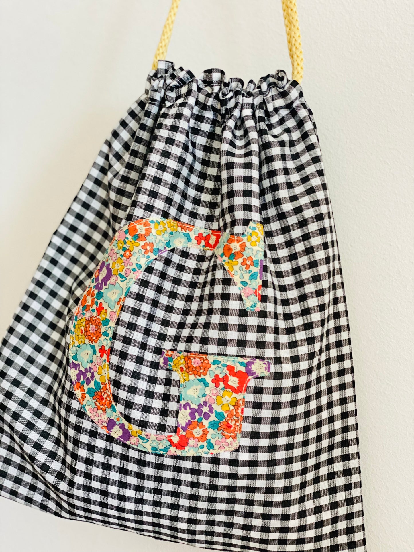 Bolsita Vichy Negro y Liberty