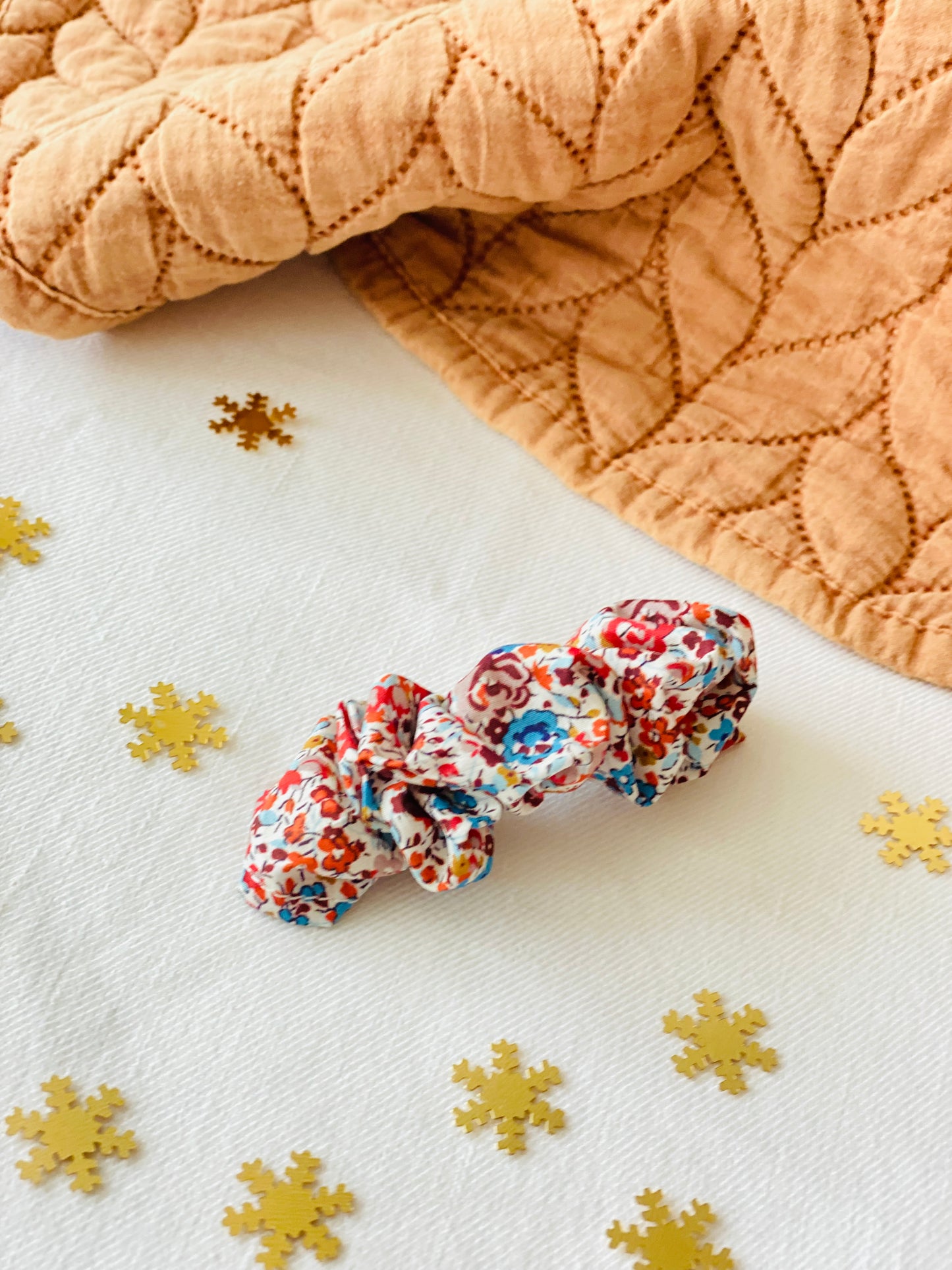 Pasador Scrunchie Liberty Tostado