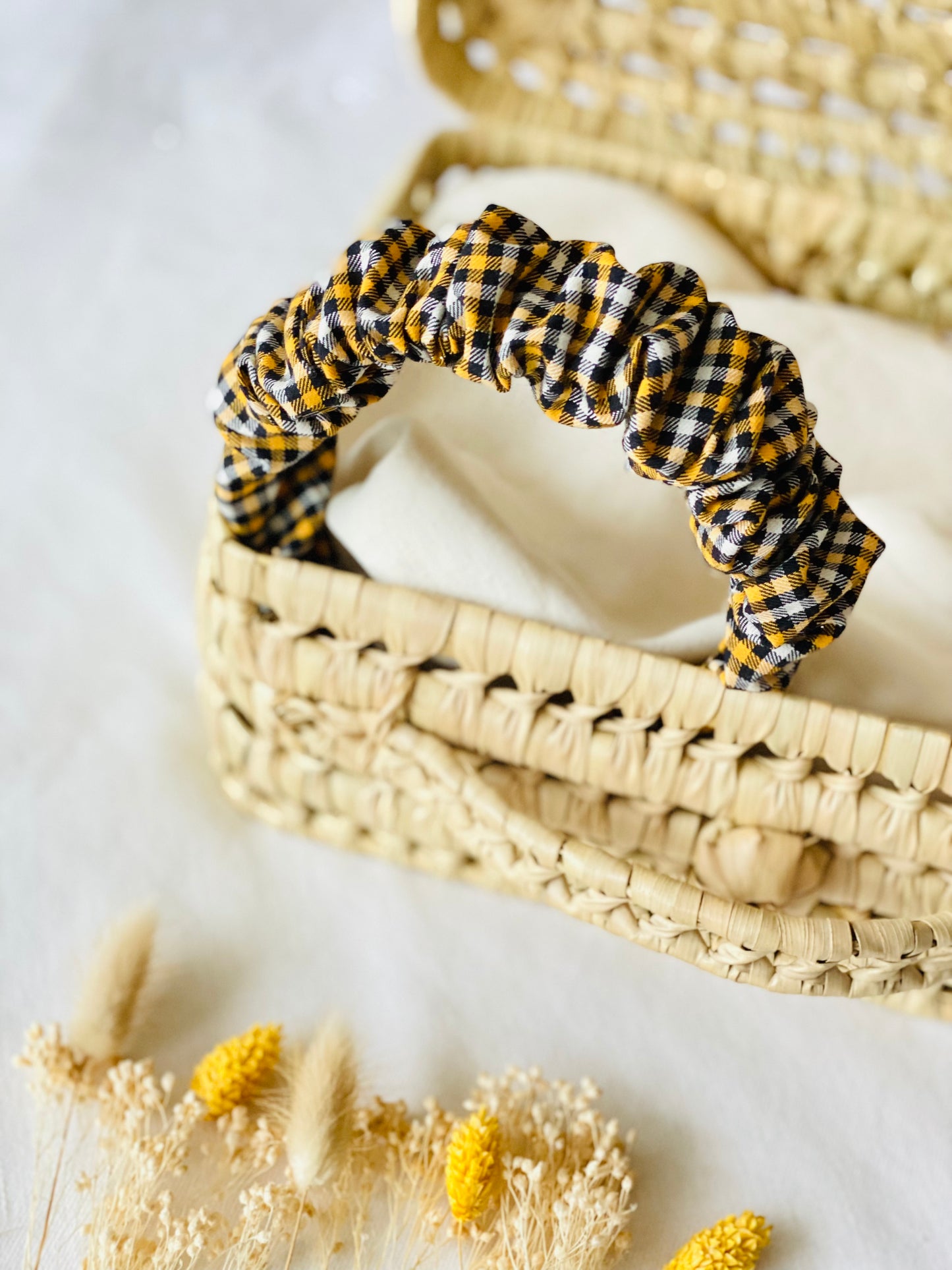 Diadema Scrunchie Vichy Mostaza y Negro