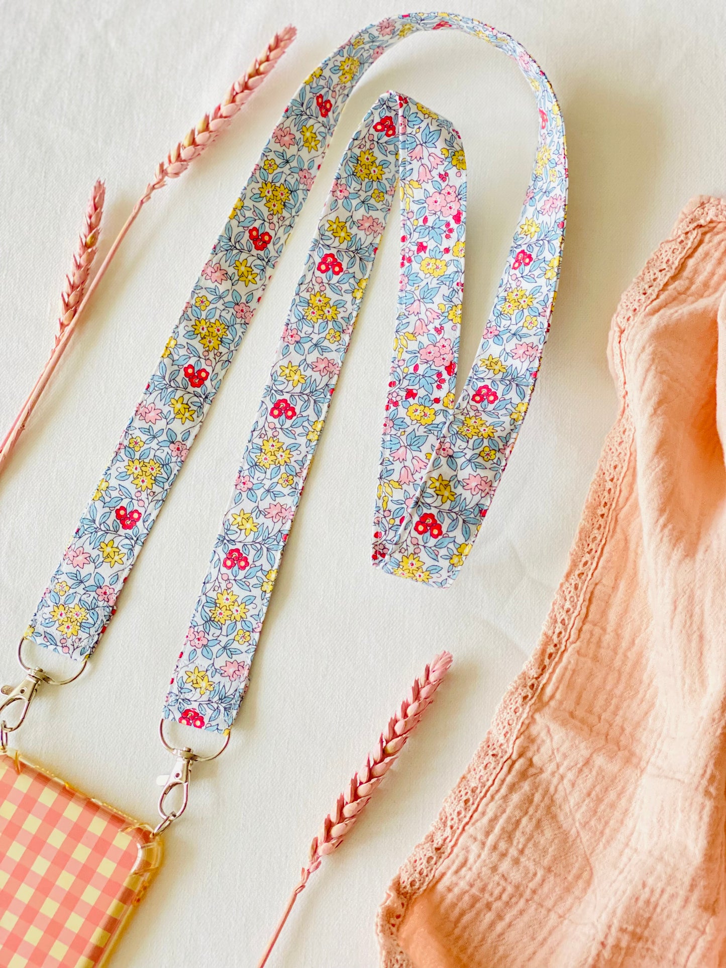 Cuelga Movil Liberty Casilda