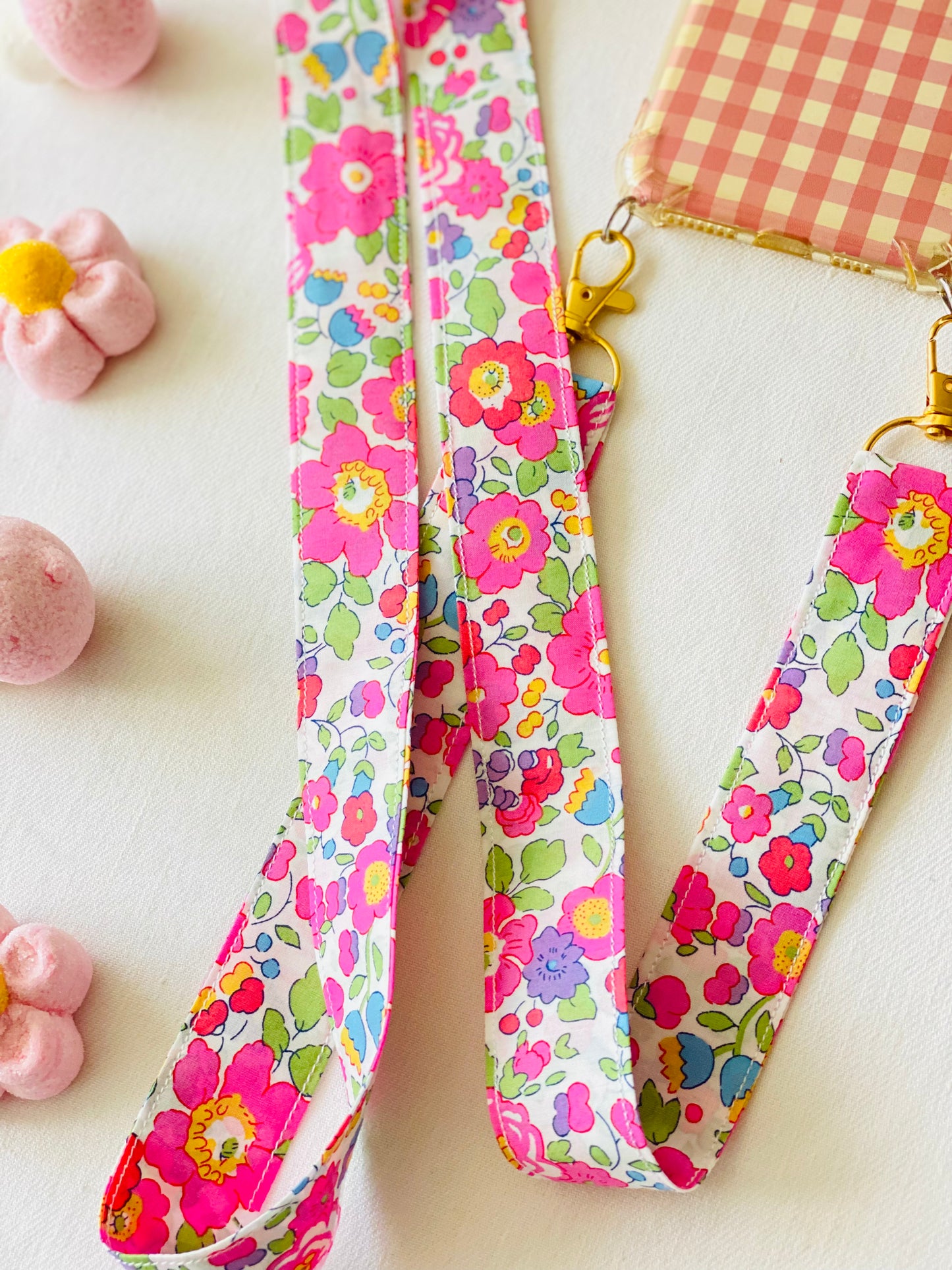 Cuelga Movil Liberty Betsy Fresa