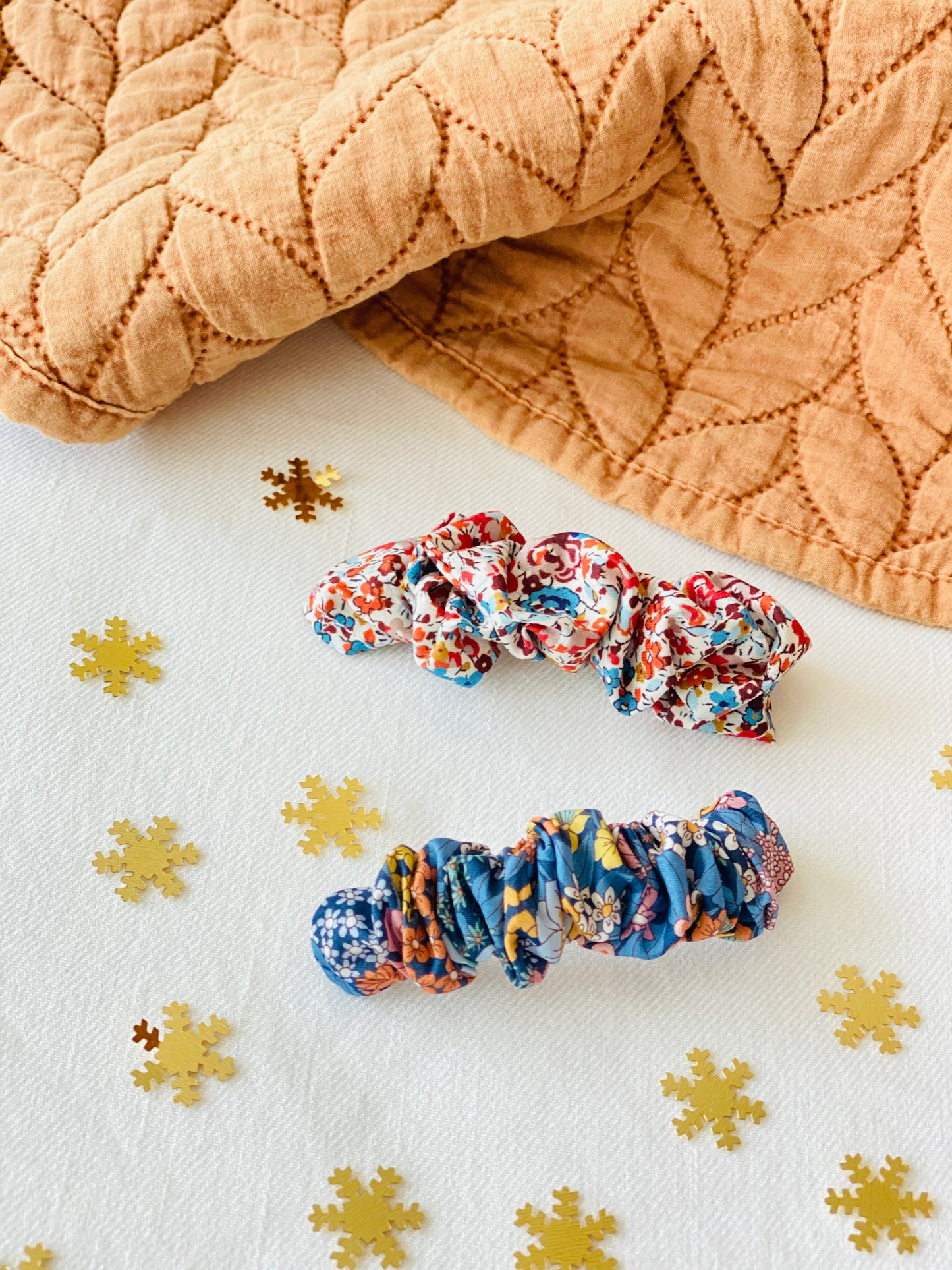 Pasador Scrunchie Liberty Tostado
