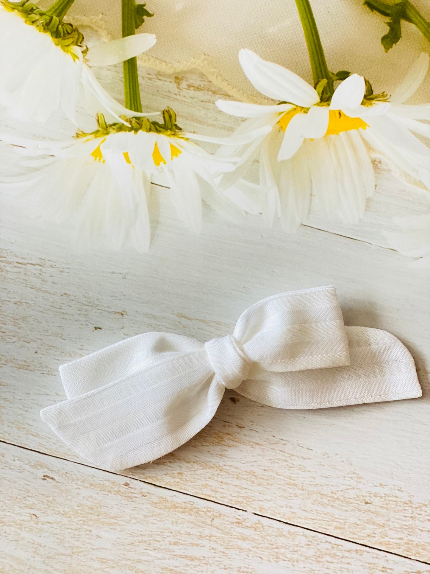 Lazo Nudo Raya Blanca