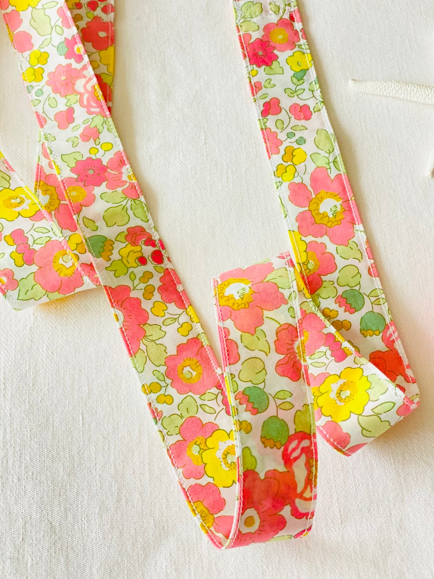 Cuelga Movil Liberty Betsy Flúor