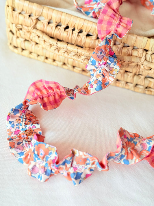 Conjunto Cuelga Movil Rizado Liberty Betsy Coral y Vichy