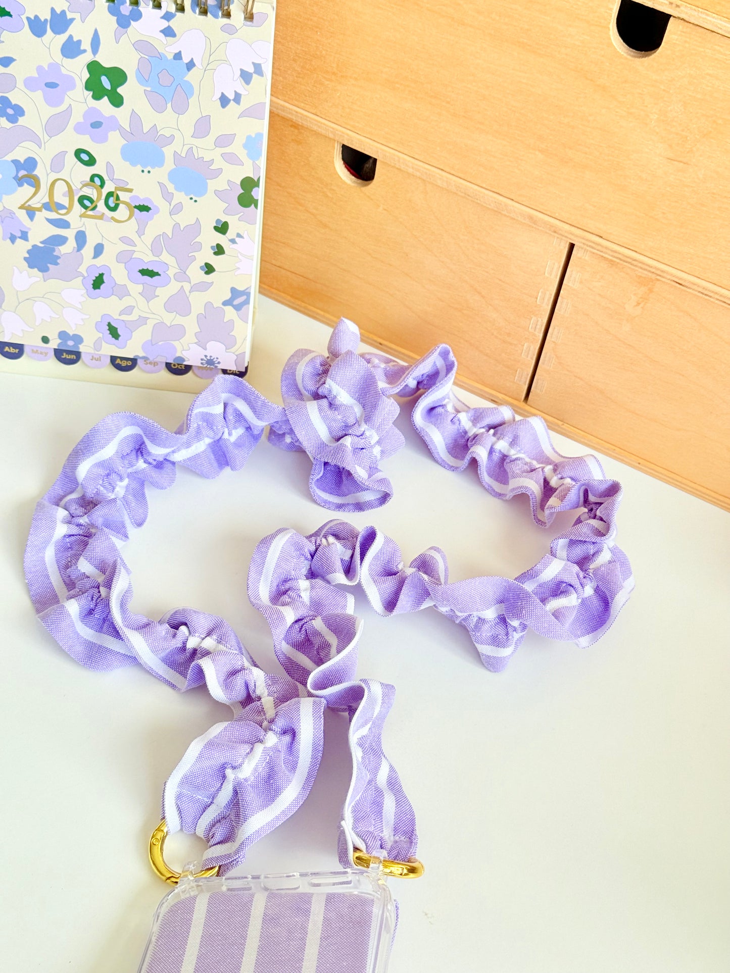 Conjunto Cuelga Movil Rizado Lino Rayas Lila