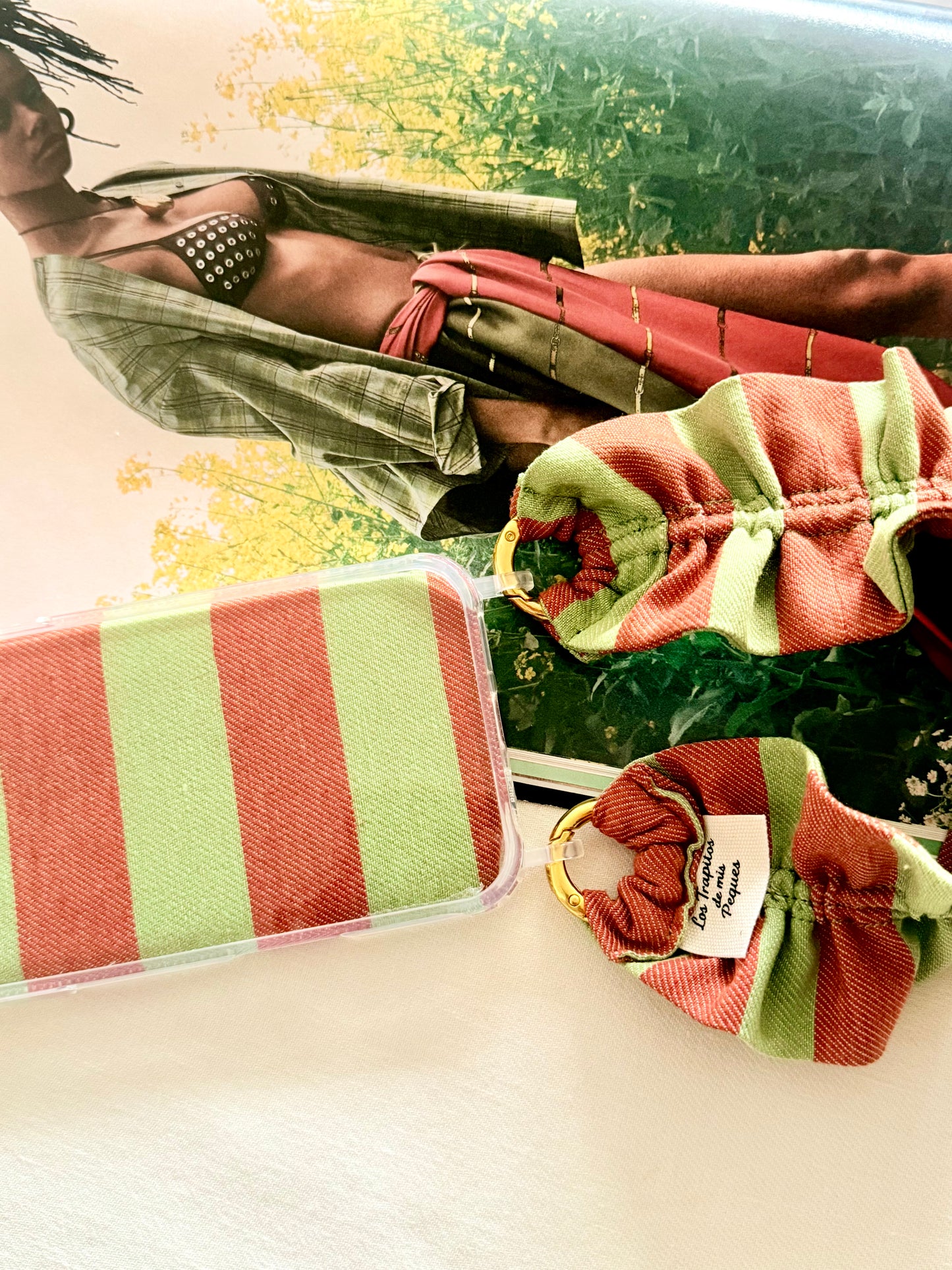 Conjunto Cuelga Movil Rayas Cobre y Verde