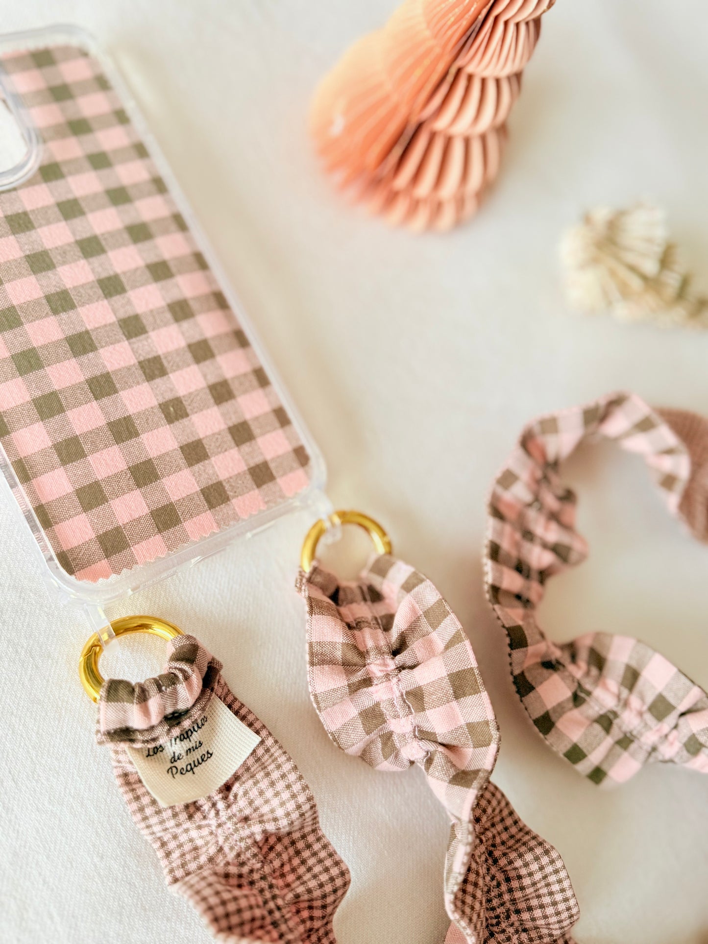 Conjunto Cuelga Movil Rizado Vichy Rosa y Marrón