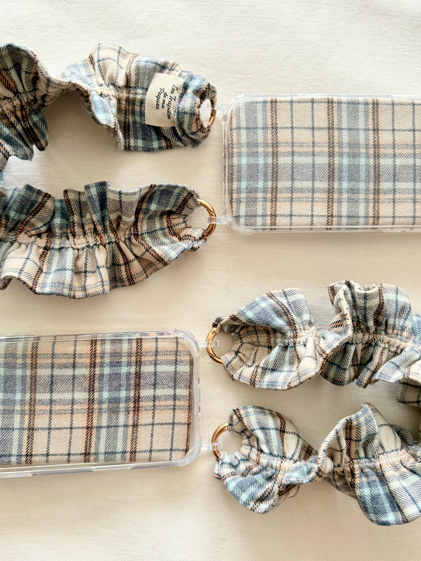 Conjunto Cuelga Movil Rizado Corto Kyoto