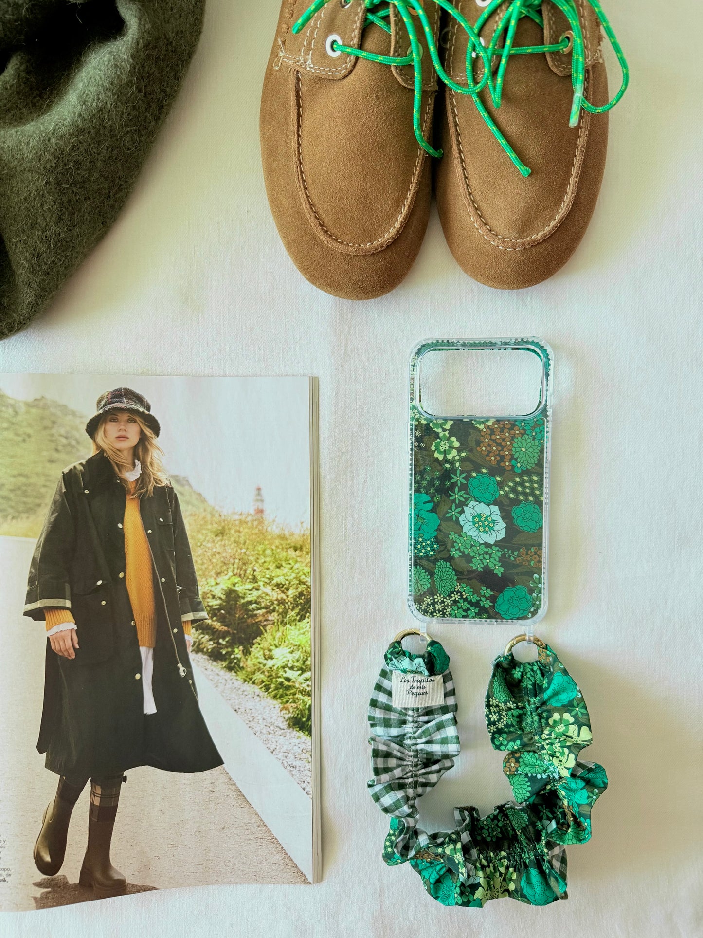 Conjunto Cuelga Movil Rizado Corto Liberty Kendrick y Vichy