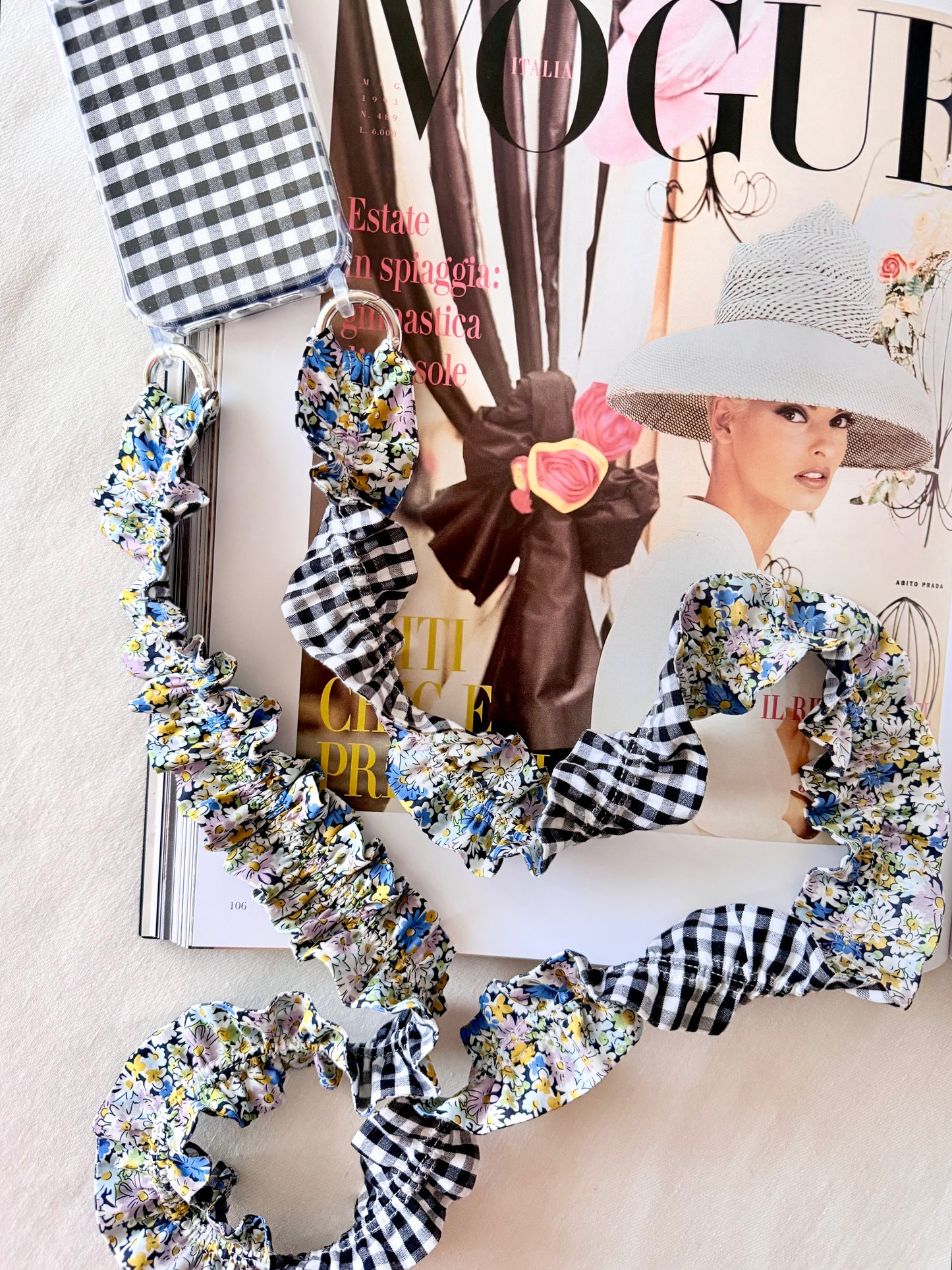 Conjunto Cuelga Movil Liberty Rocamador y Vichy Negro