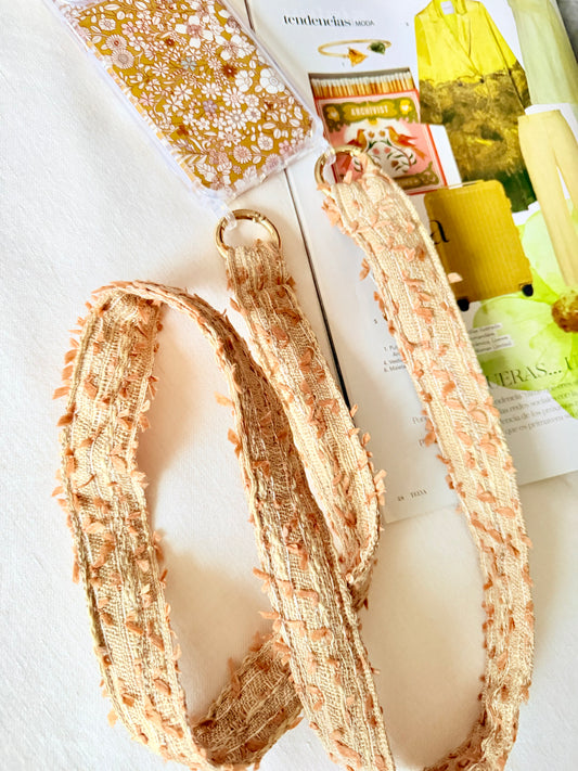 Conjunto Cuelga Movil Sophie (Funda Liberty)