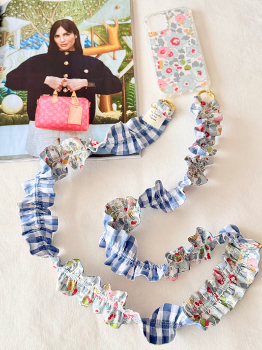 Conjunto Cuelga Movil Rizado Liberty Betsy Azul y Vichy