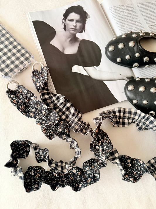 Conjunto Cuelga Movil Cairo y Vichy Negro