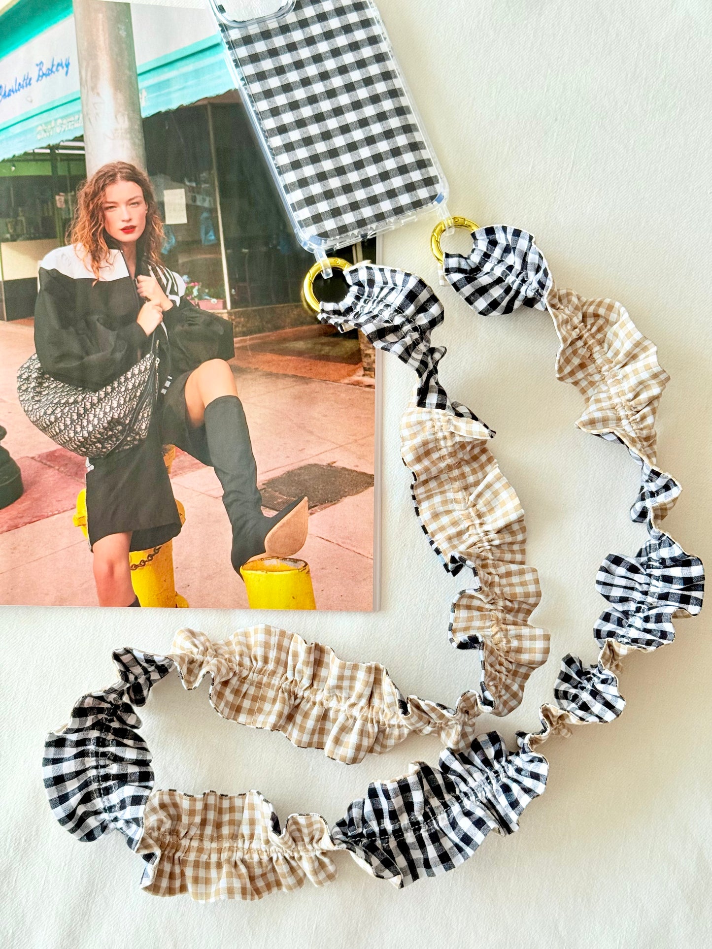 Conjunto Cuelga Movil Rizado Vichy Negro y Beige (Funda Vichy Negro)